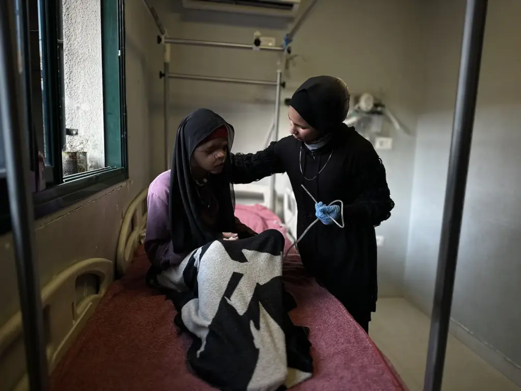 Almost half of those injured by bullets and shrapnel in the head in Gaza are minors