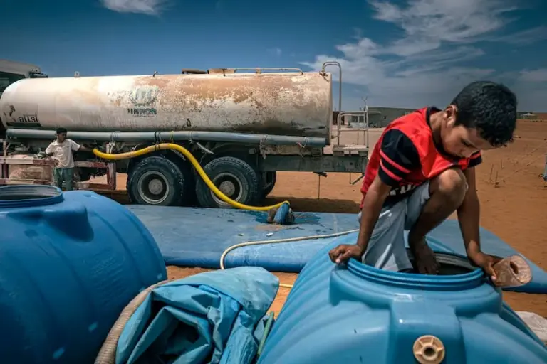 The collapse of humanitarian aid deepens the scar of the Sahrawi people: “There are families who don’t even have enough to buy a piece of chicken per week”