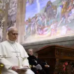 An expert monk, a festival with Karol G, and Vatican investments: this is how the Pope has come to say that "AI must be disarmed"