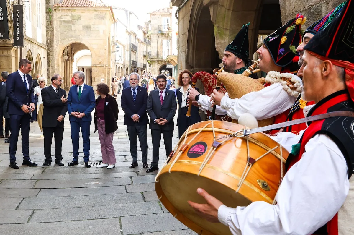Galicia celebrates its language through the feminist, insurgent, and joyful commitment of Begoña Caamaño