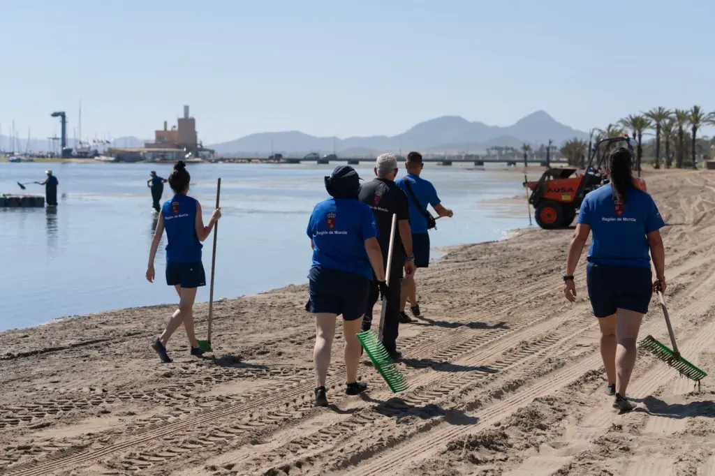El Mar Menor 10 years after the green soup: the unique lagoon is increasingly "a tiny Mediterranean"