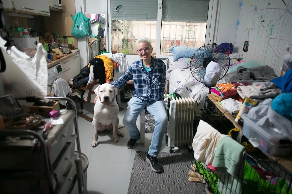The housing crisis raises overcrowding to record levels: “There are four of us in one room and only one bed”