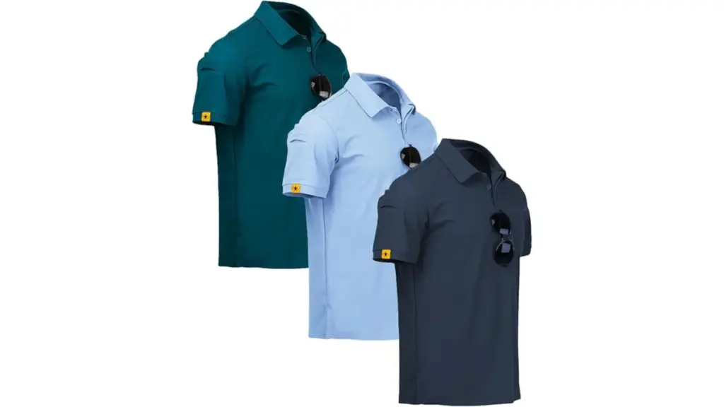 These men's short-sleeve polos have a sporty style.