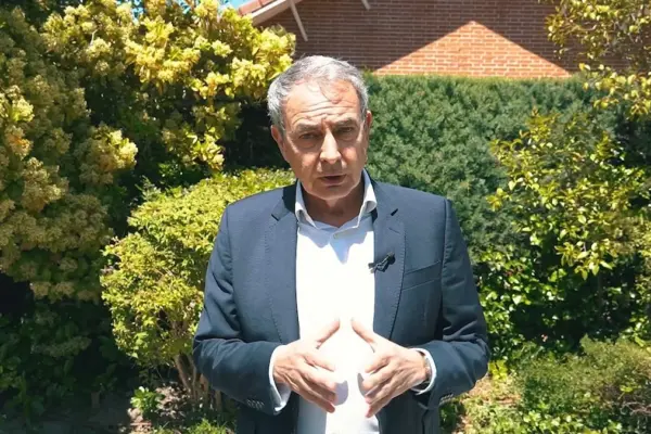 The judge who initiated the investigation identifies Zapatero as ‘Zorro’, ‘Z’ and ‘ZZZZ’ in a chat between two suspects