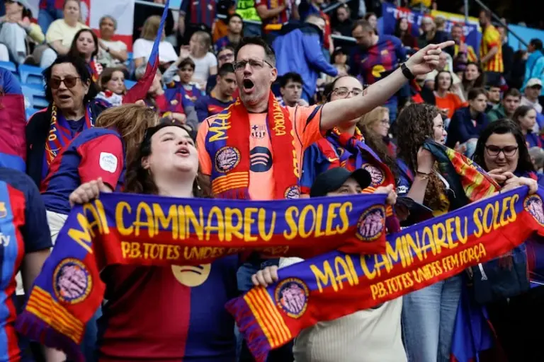 El Barcelona culmina su grandeza con su cuarta Champions tras golear al Lyon