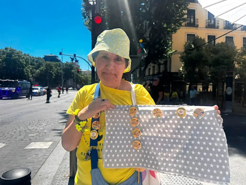 Early childhood educators take to the streets of Madrid for their labor dignity: "They talk a lot about mental health and have us overwhelmed"