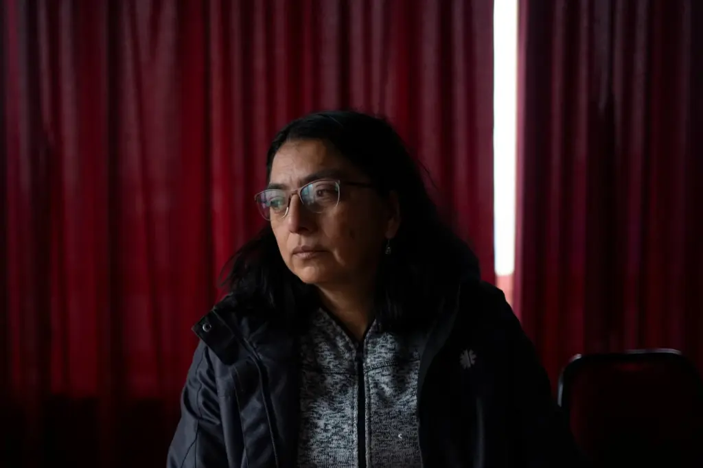 The Chilean salmon industry has a high rate of diver and worker deaths