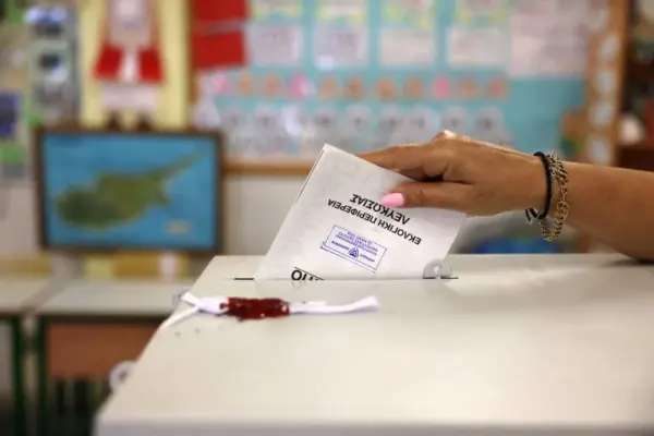 Cyprus votes in elections marked by corruption scandals and the rise of new parties