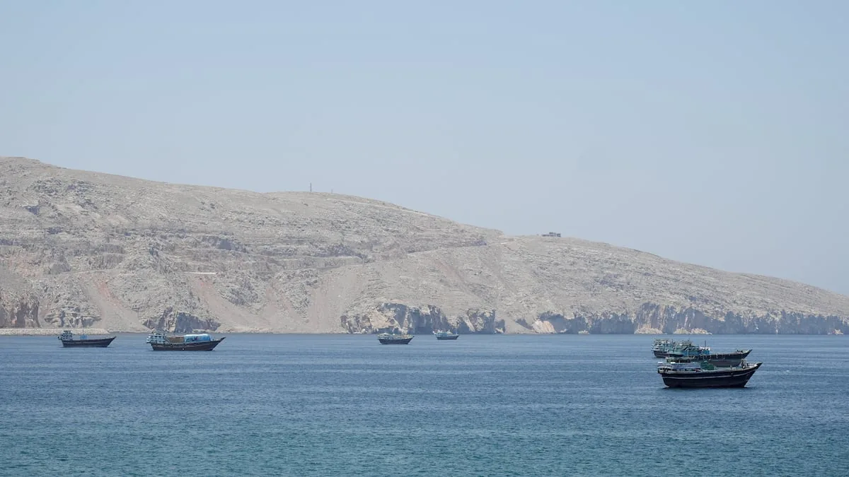 Iran creates an agency to control traffic in the Strait of Hormuz: tolls based on cargo and ship, paid in rials
