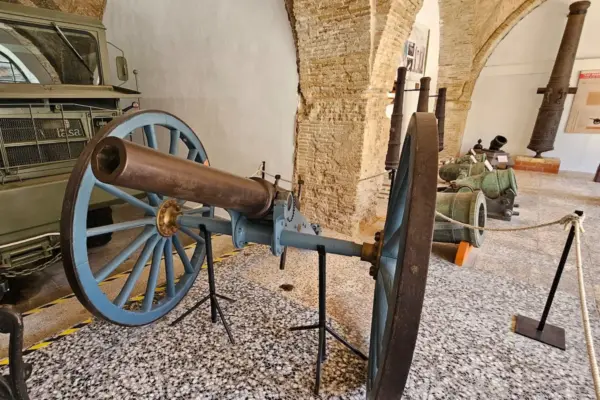 Found in Cartagena a cannon from 1873 used by Clint Eastwood in the filming of ‘The Good, the Bad and the Ugly’