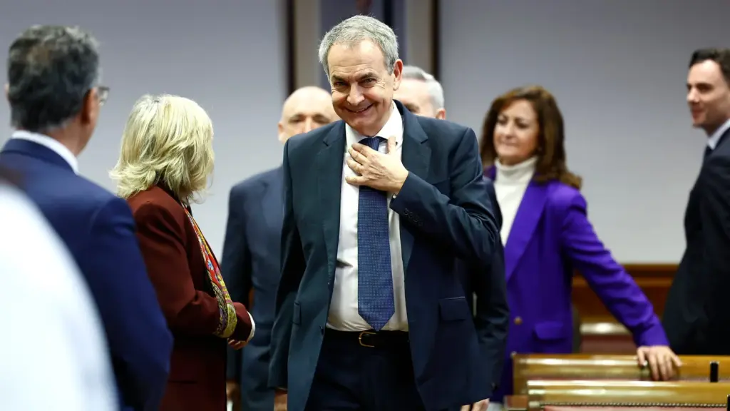 Zapatero’s accounts: 2.6 million in five years in transfers from companies in focus and Chinese capital