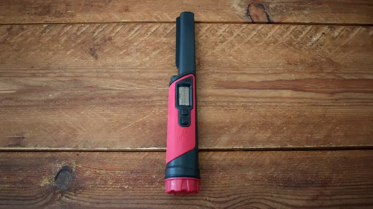 Metal detector