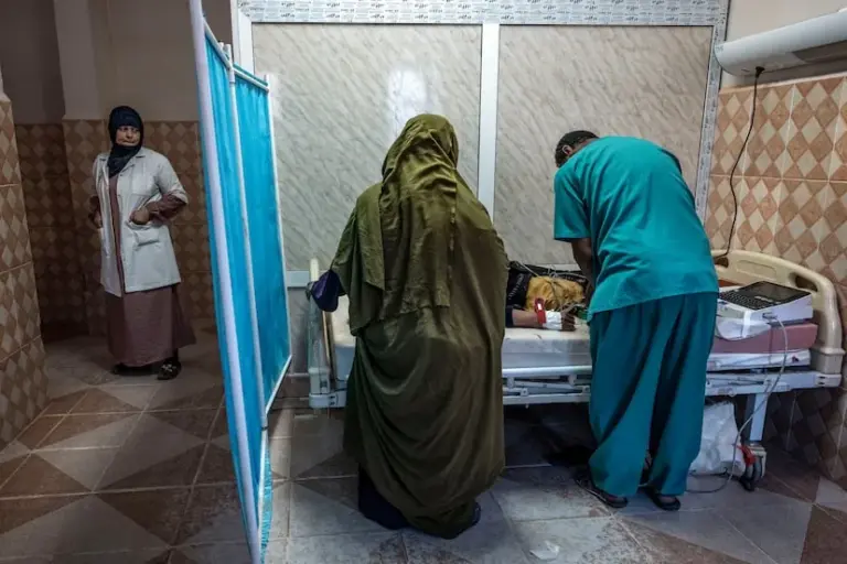 The collapse of humanitarian aid deepens the scar of the Sahrawi people: “There are families who don’t even have enough to buy a piece of chicken per week”