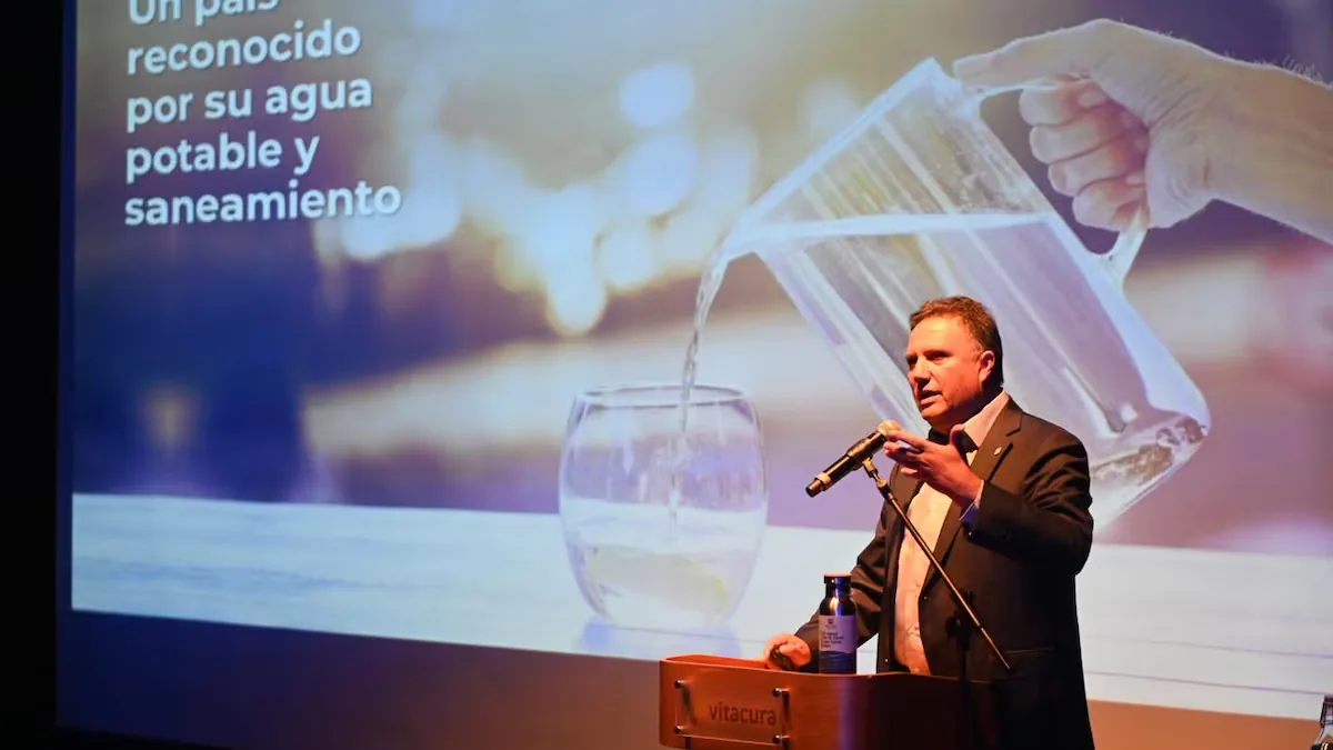 Municipalities and the private sector address solutions to Chile's water crisis