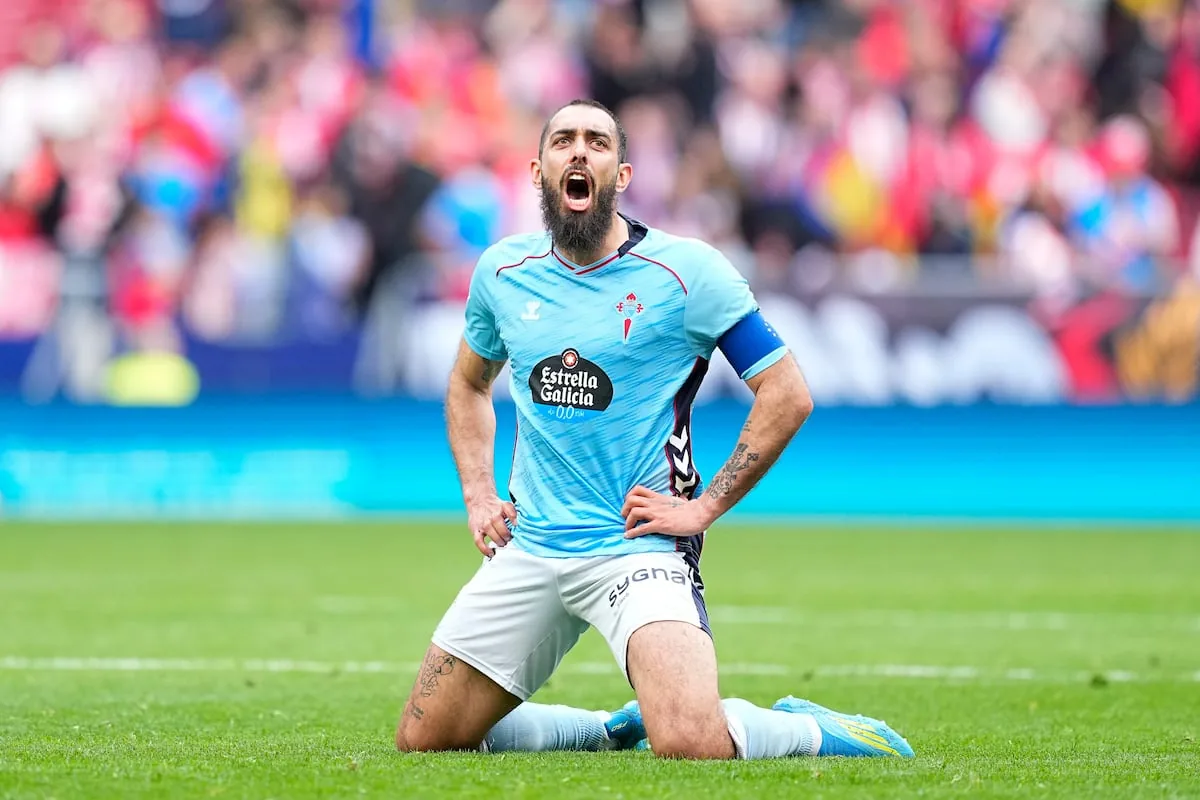 A brilliance by Borja Iglesias defeats Atlético and keeps Celta in the fight for the Champions League