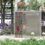 Mexico City debuts its first smart bathrooms amid curiosity and doubts about their viability