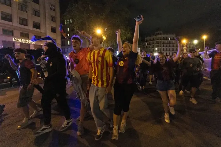 Barça rushes to win the League and shuts down Madrid in the clásico