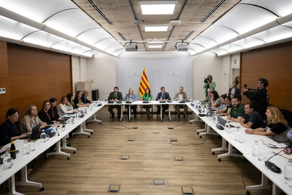 The Government sees "room for maneuver" after a first meeting without agreement with the educational unions
