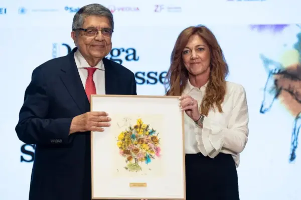 Sergio Ramírez, upon receiving the Ortega y Gasset Journalism Award: “Journalism challenges power to fulfill the critical duty of informing”