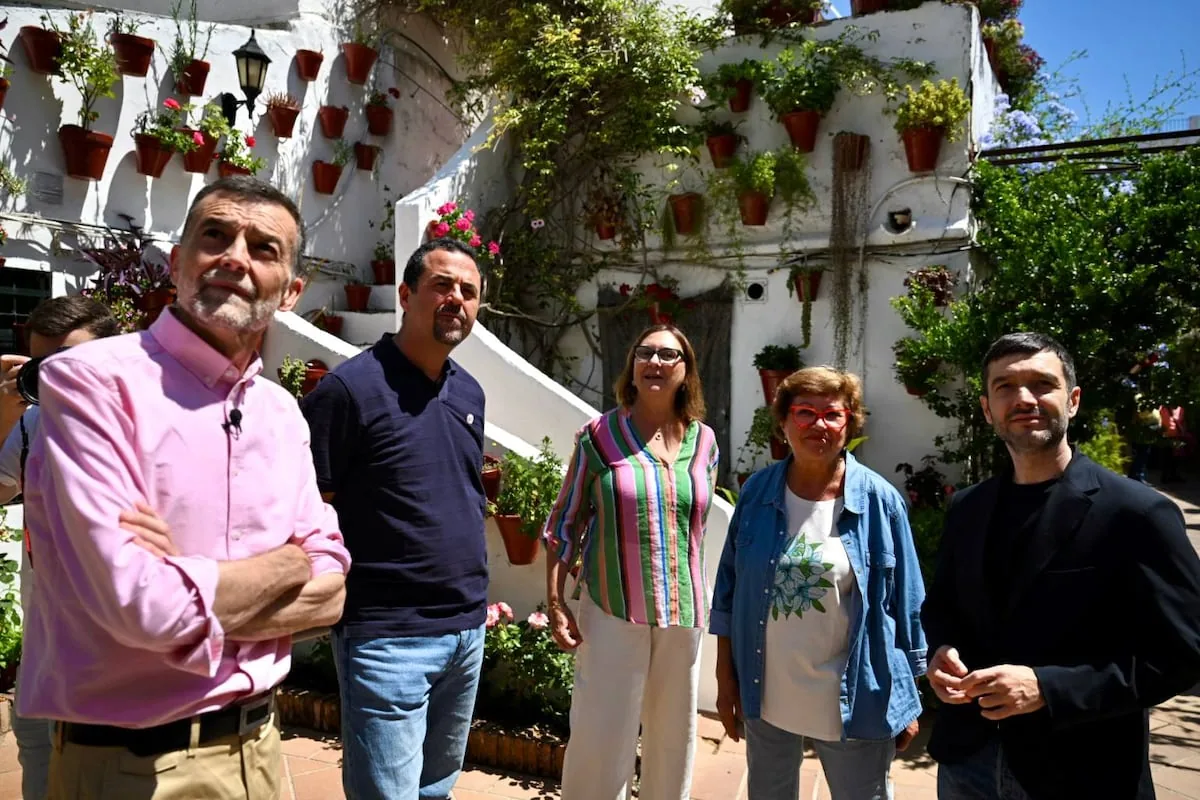 Maíllo surrounds himself with ministers in the city of Anguita to boost the end of the campaign