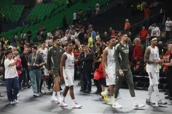 Olympiacos - Real Madrid live | The Euroleague final begins