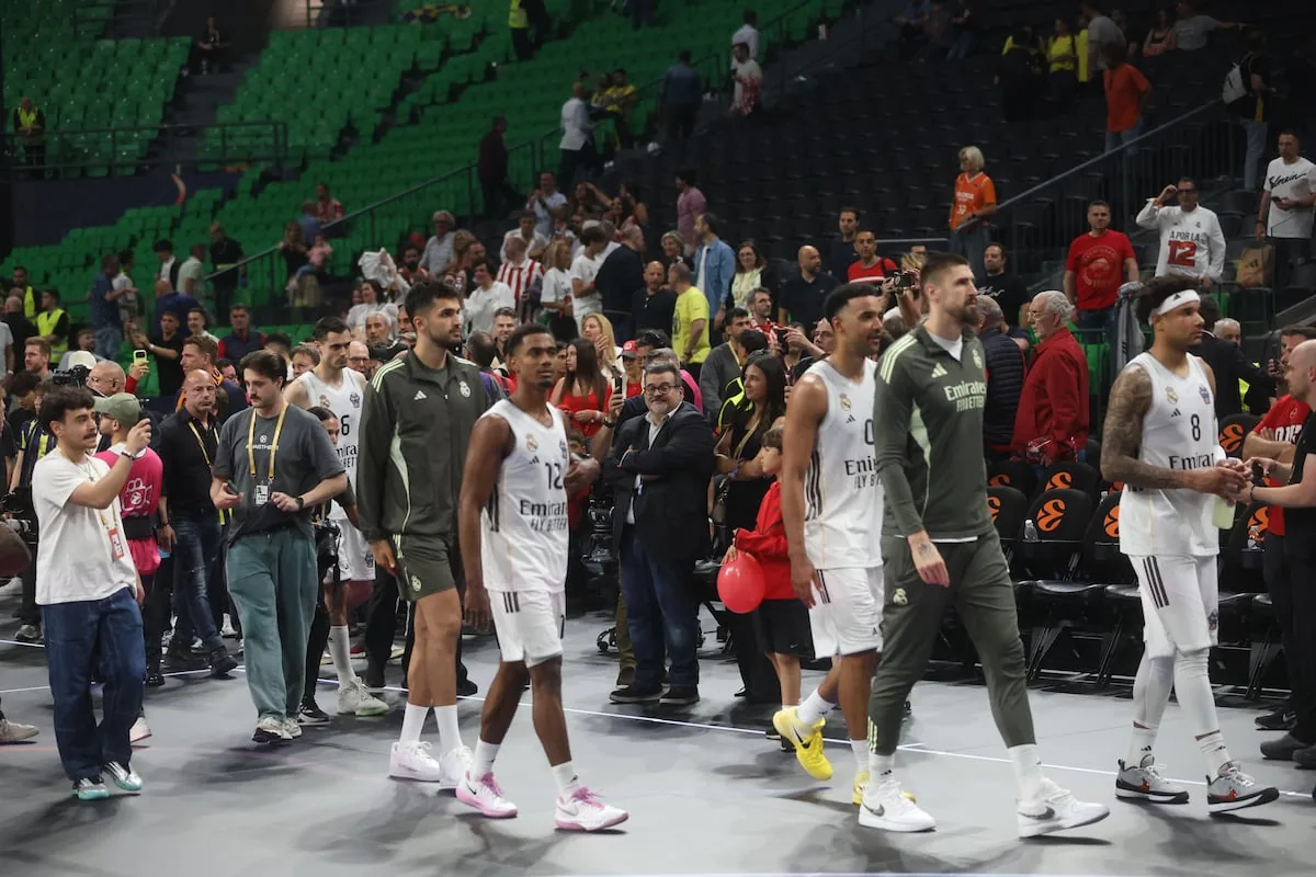 Olympiacos - Real Madrid live | The Euroleague final begins