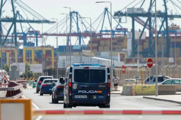 The encrypted ‘chats’ of the drug traffickers in the port of Valencia: “We control all police units”