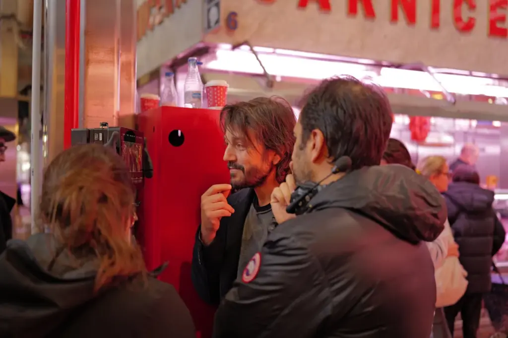 Diego Luna: “I make an effort to try not to listen to these messages of hate, so as not to waste my time on that”