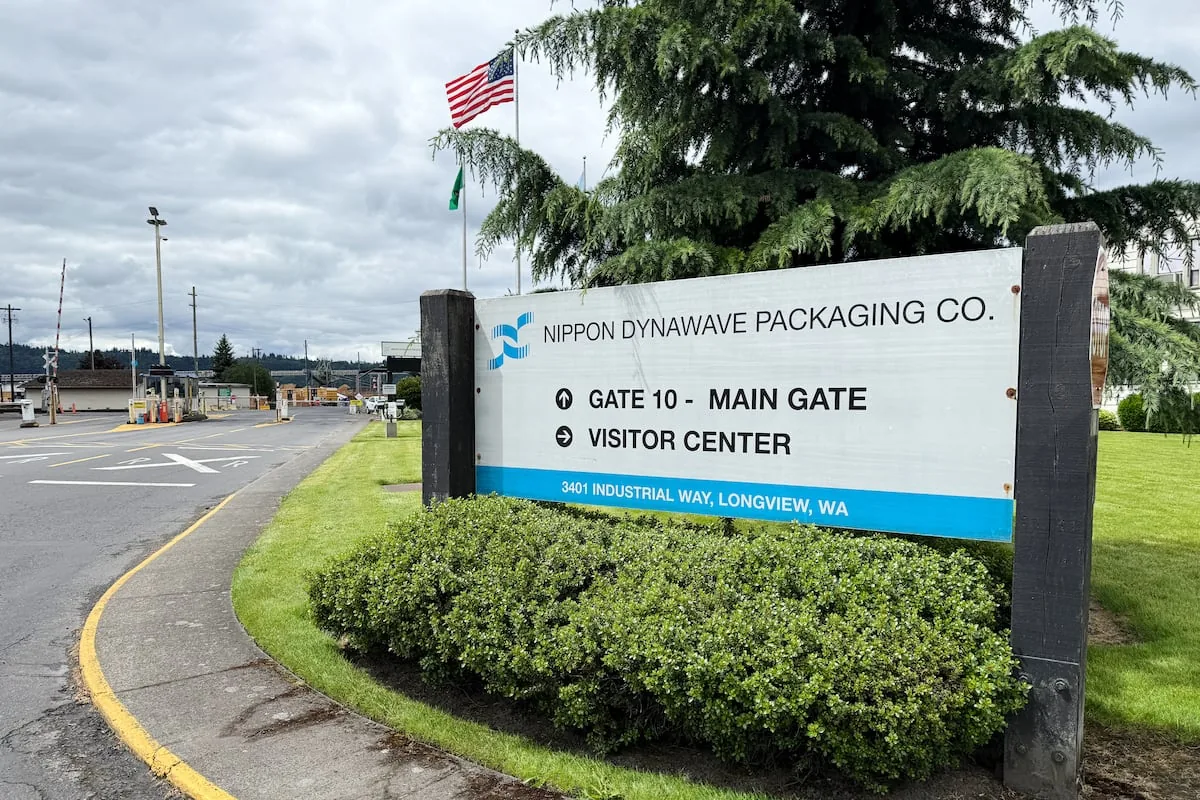 An explosion at a paper factory in the State of Washington leaves an unknown number of dead and injured