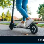 The DGT fines scooters without identification: how to regularize them and get the ‘license plate’