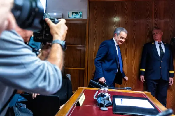 The UDEF points to Zapatero's house as the setting of the "instructions" of "greater sensitivity"