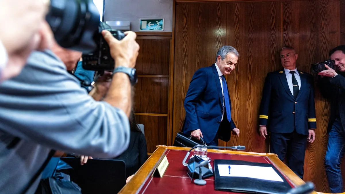 The UDEF points to Zapatero's house as the setting of the "instructions" of "greater sensitivity"