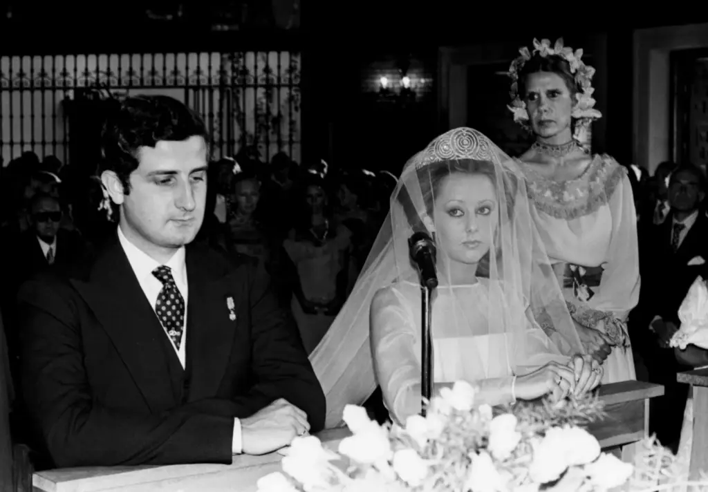 Sold in the United States for two million euros, the tiara that Cayetana de Alba sold to buy a horse for her son Cayetano