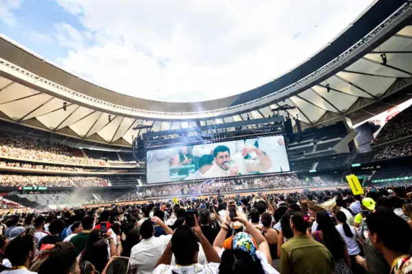 Los Javis and Judeline, guests of La Casita de Bad Bunny at his second concert in Madrid