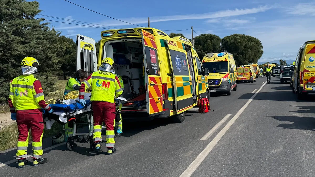 A car runs over seven cyclists in the Madrid municipality of Brunete