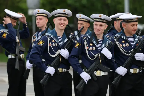 Putin celebrates Victory Day without tanks, internet, or almost any foreign leaders