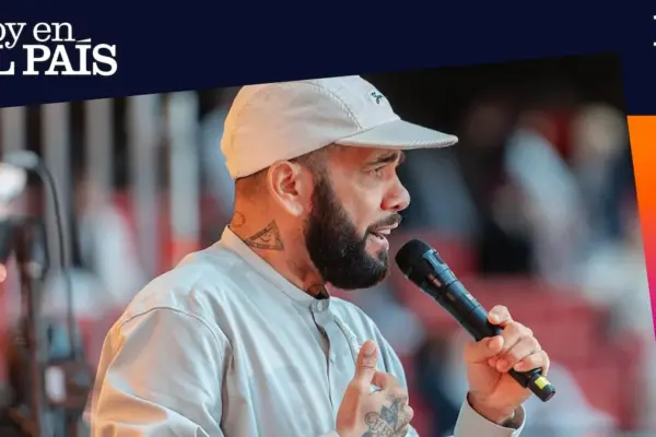 The rise of evangelical pastors: “I have seen with my own eyes how they go around with card readers so that everyone can donate”
