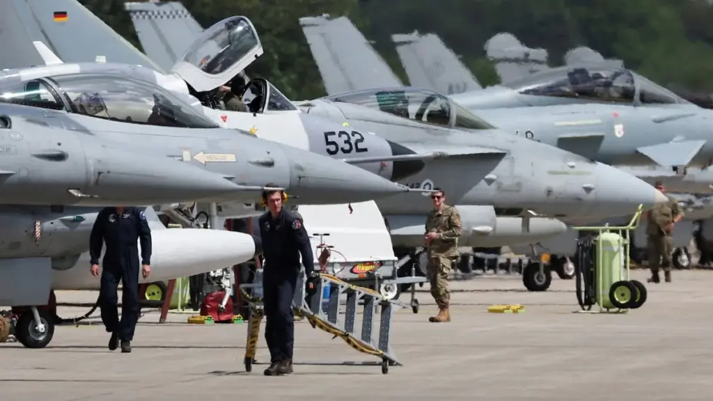Germany defends the strategic importance of the presence of US soldiers at the country's bases following Trump's withdrawal announcement
