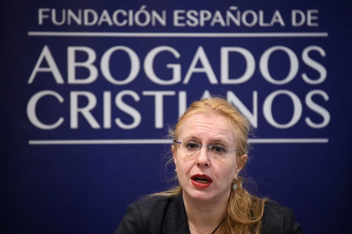 A judge convicts the satirical magazine ‘El Jueves’ for naming the president of Abogados Cristianos “idiot of the year”