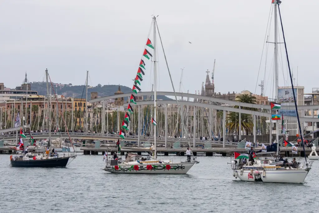 Expansion | The flotilla resumes its journey to Gaza while two of its members remain imprisoned in Israel