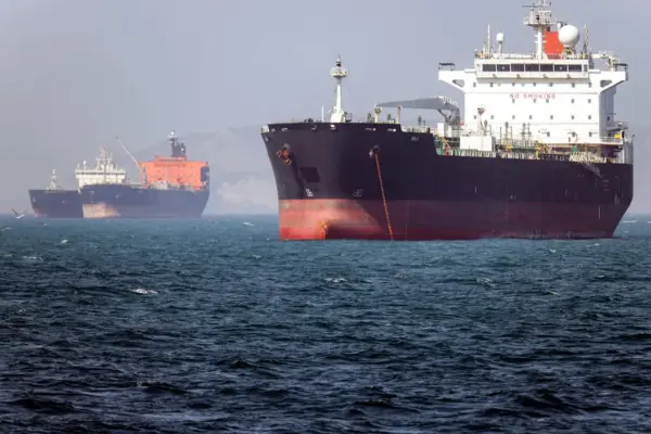 Iran opens hand in Hormuz to Asian oil tankers coinciding with Trump's visit to Xi