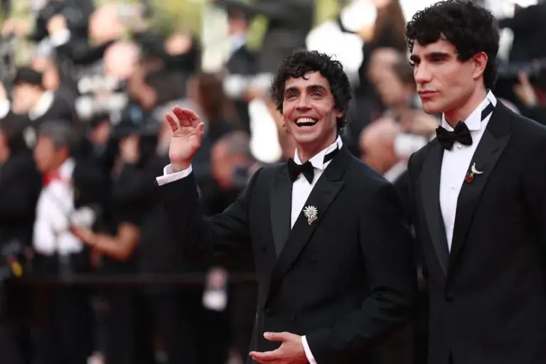 Los Javis win the Best Director Award at Cannes with ‘La bola negra’