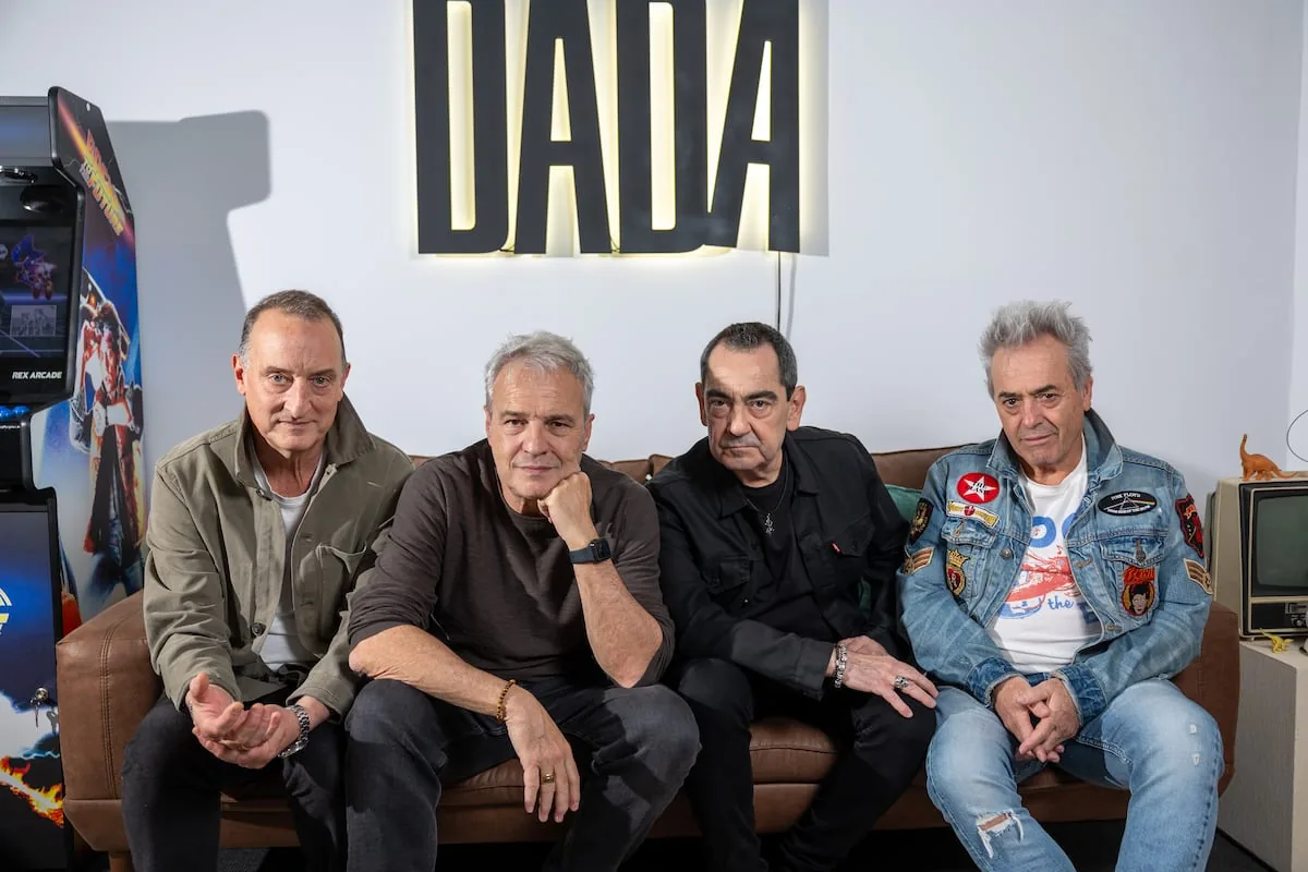 Los Hombres G, the ‘fans’, the stone-throwing and an American resurrection: “We want to keep laughing at everything”