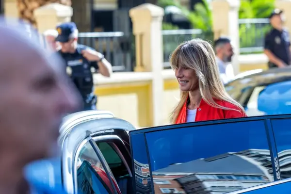 Begoña Gómez declares to the European Public Prosecutor's Office that she never spoke with anyone from the Government about the contracts to Barrabés