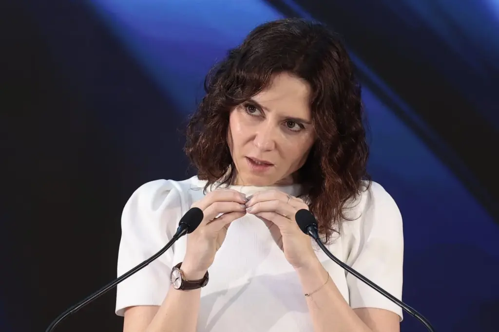 About Ayuso's trip to Mexico: "It will unite the King, the Government, and Claudia Sheinbaum, because now they have a common enemy"