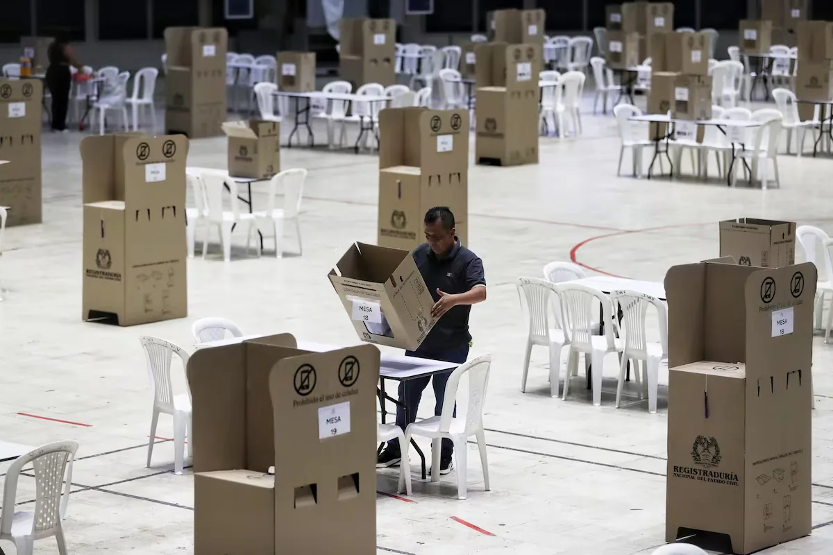 Presidential elections in Colombia 2026, live | Polls open for the presidential elections; more than 41 million people are eligible to vote this Sunday