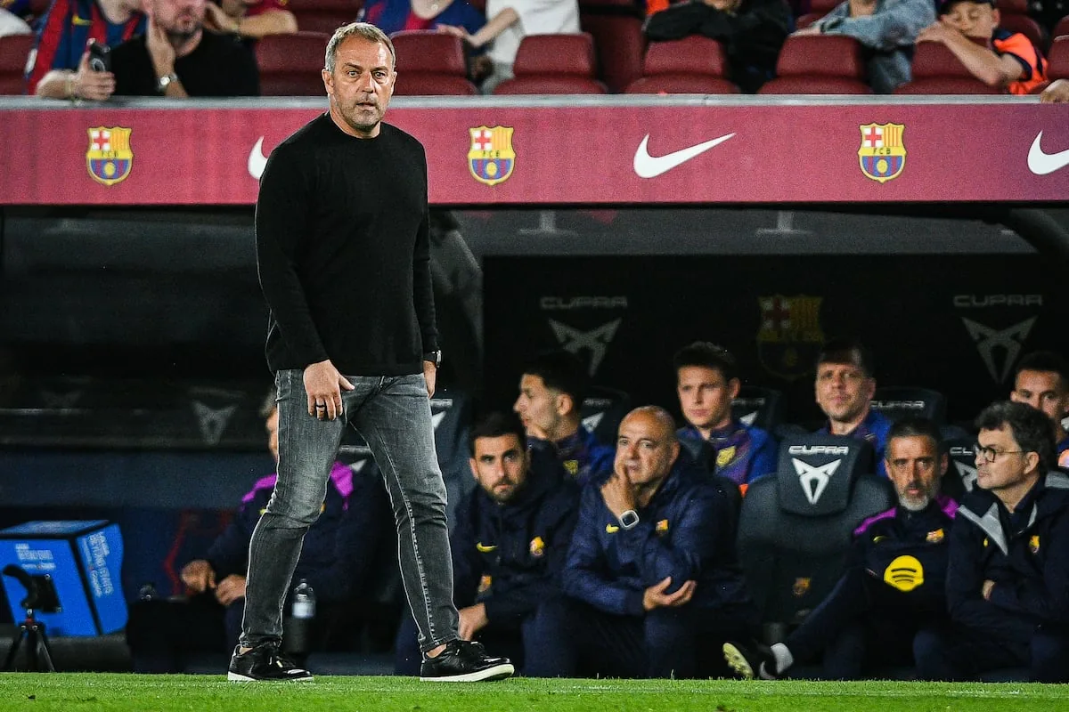 Hansi Flick firma su renovación con el FC Barcelona hasta 2028