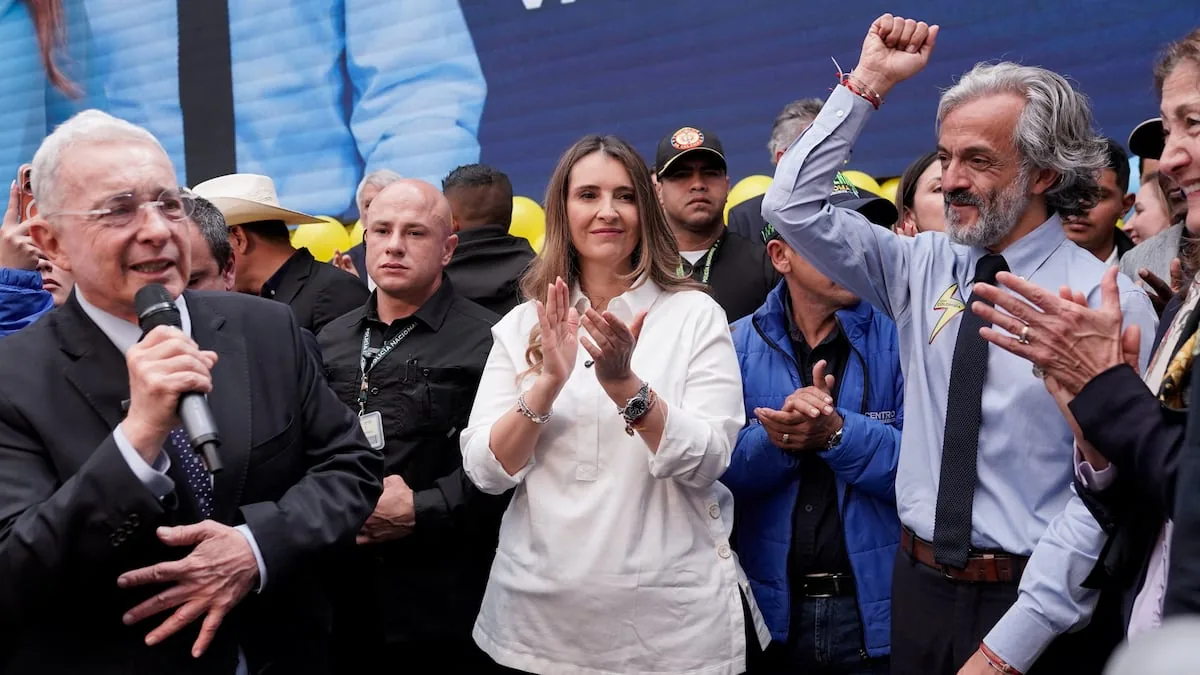 Álvaro Uribe bets his power on a victory of Paloma Valencia over Abelardo de la Espriella