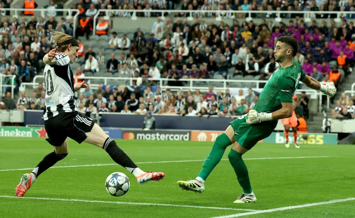 El Barcelona cierra el fichaje de Gordon por 70 millones