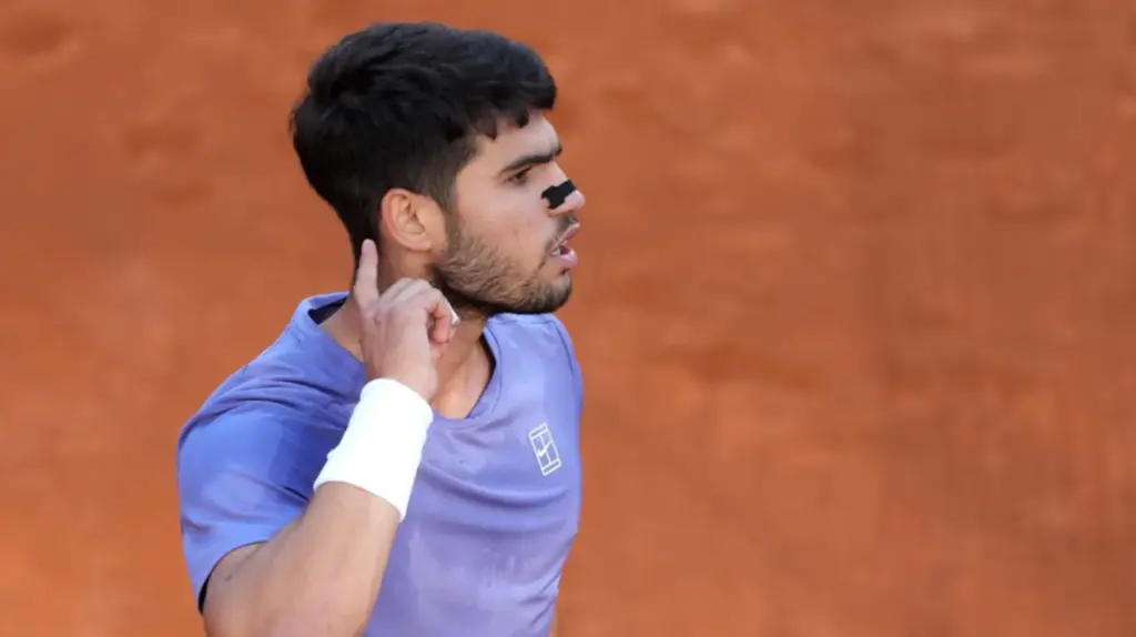 Nasal strips used by athletes like Carlos Alcaraz that help breathe better while sleeping, in daily life, and during sports